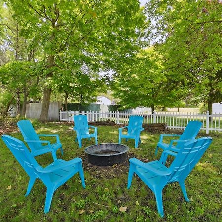 Boyne City Cottage Walk To Downtown And Lake! Extérieur photo