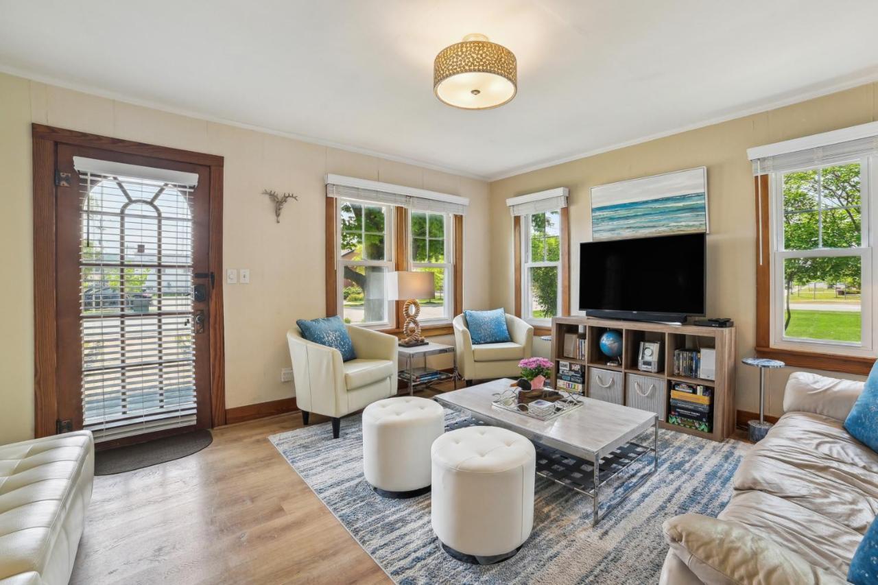 Boyne City Cottage Walk To Downtown And Lake! Extérieur photo