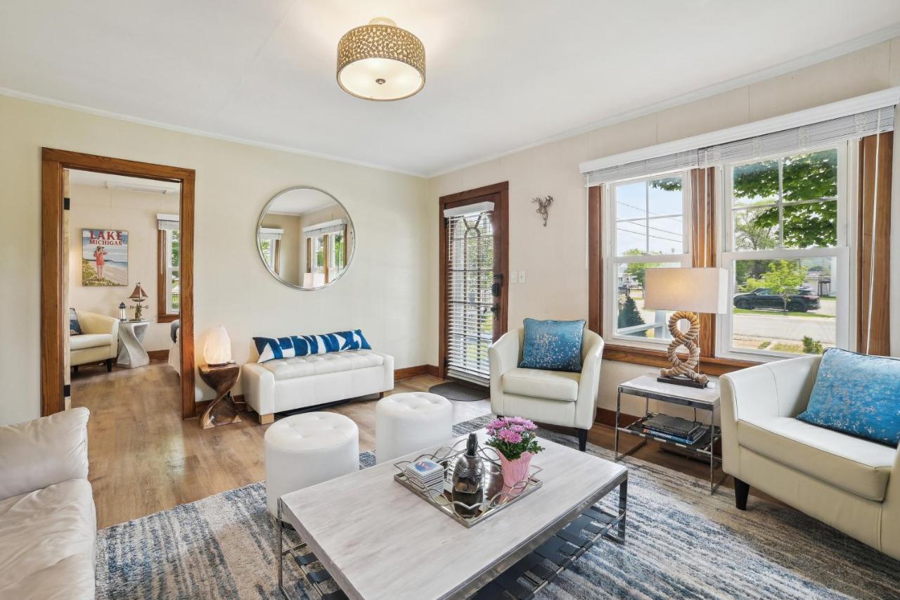Boyne City Cottage Walk To Downtown And Lake! Extérieur photo