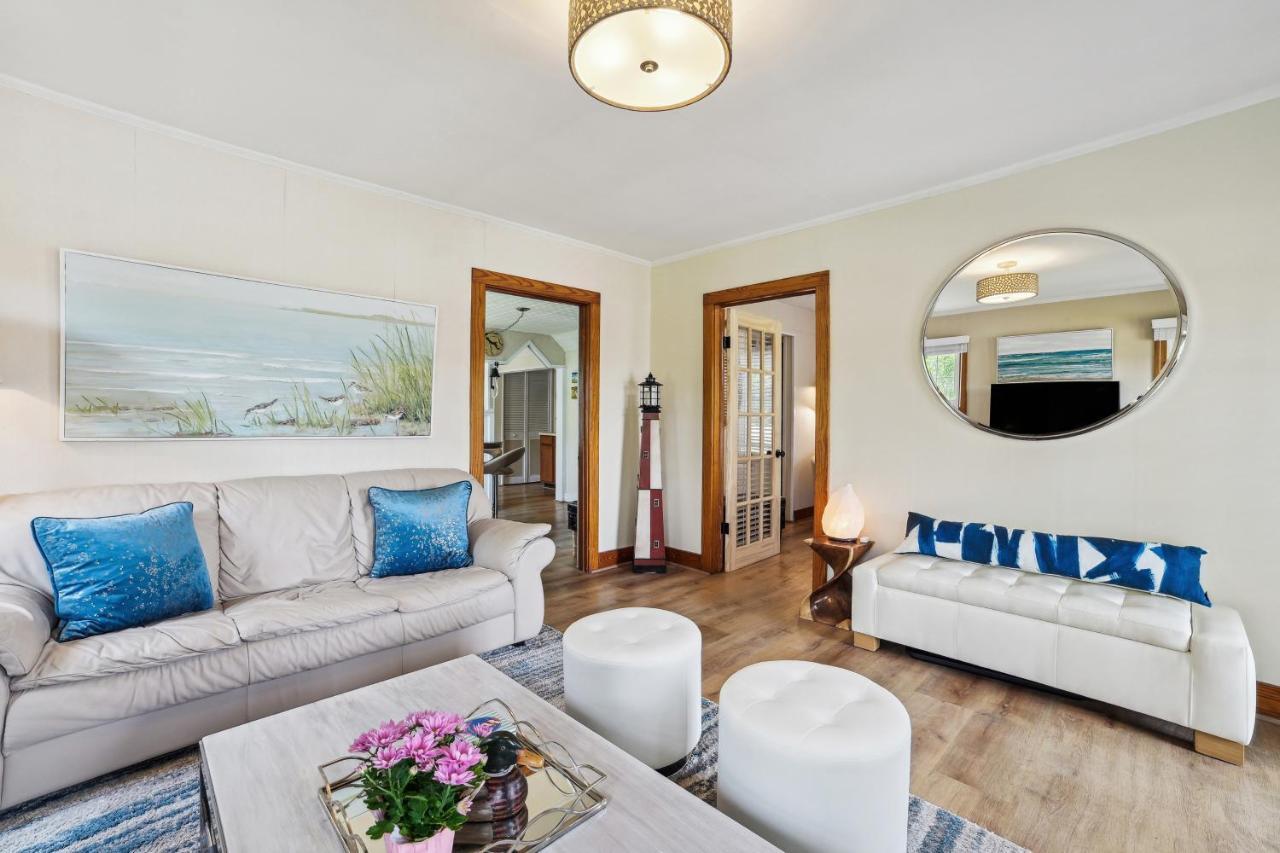 Boyne City Cottage Walk To Downtown And Lake! Extérieur photo